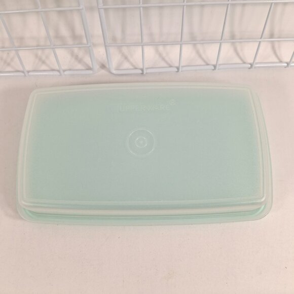 Vintage Collectible Tupperware #816 Deli Keeper w Lt Green Lid 9.5x5.5x1.7.5 In - Picture 11 of 15
